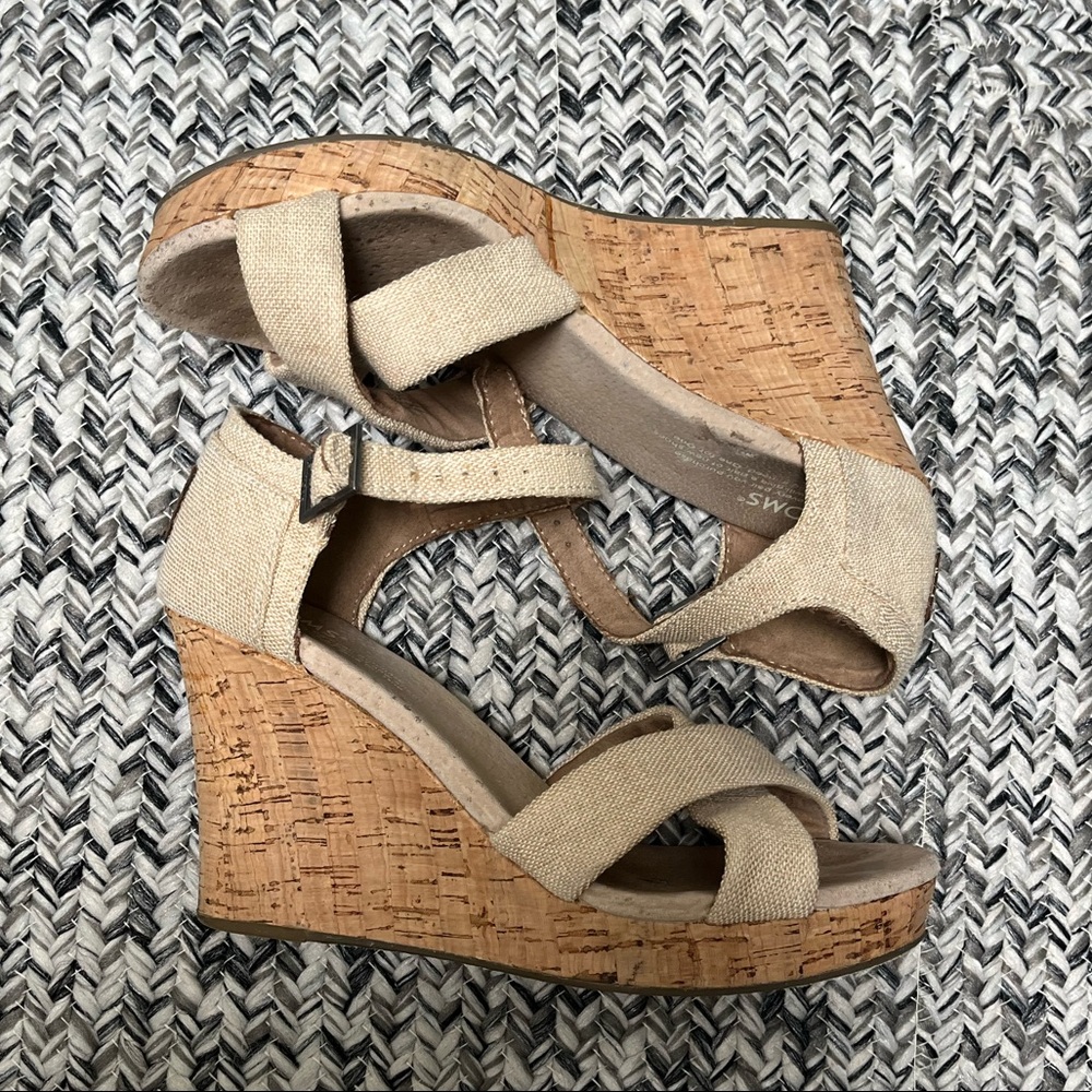 TOMS Sienna Natural Linen Cork Wedge